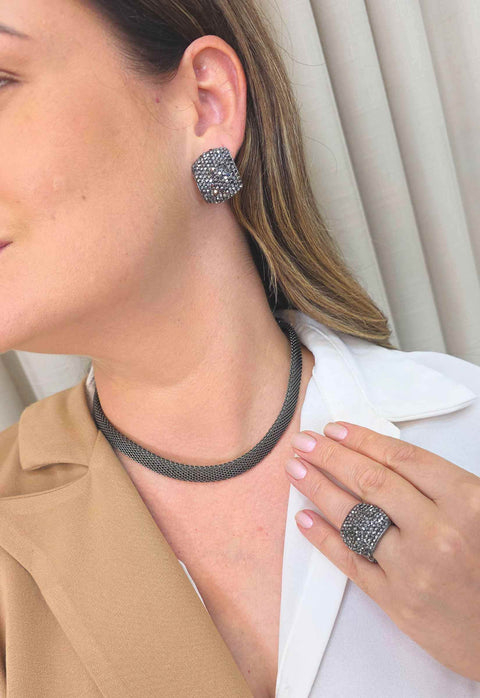 Colar Contemporânea: Corrente de Malha Banhada no Grafite | Look Moderno e Minimalista