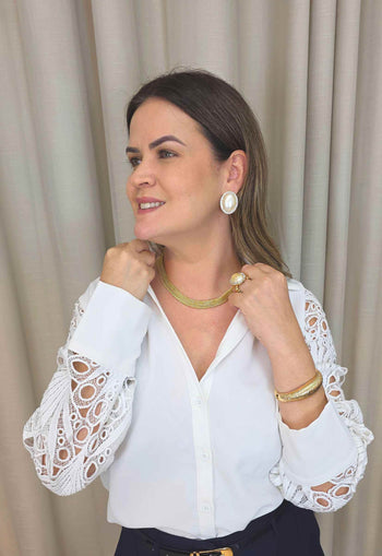 Colar Contemporânea de corrente de malha banhada no dourado