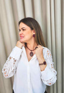 Colar Devoção vermelho com pingente de Nossa Senhora Aparecida banhado no vintage