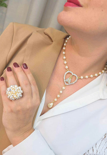 Colar Pérolas da Fé: Religioso com Nossa Senhora e Pérolas no Dourado | Sahara Acessórios