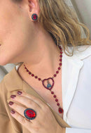 Colar Pérolas da Fé: Religioso com Nossa Senhora e Pérolas Vermelhas no Vintage | Bijuteria Fina