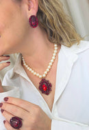 Colar Camarote vermelho com perolas banhado no vintage