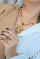 Maxi Colar Aisha gold com pingente de onça dourado e pedras light colorado topaz