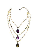 Colar Wanda de perolas com pedras roxa, rosa e verde banhado no ouro velho