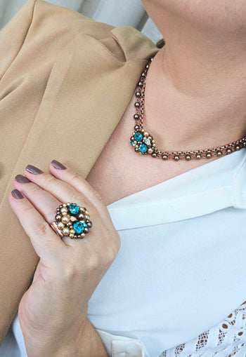 Colar Ravi Classic de perolas com pedras blue zircon e veneziana vintage