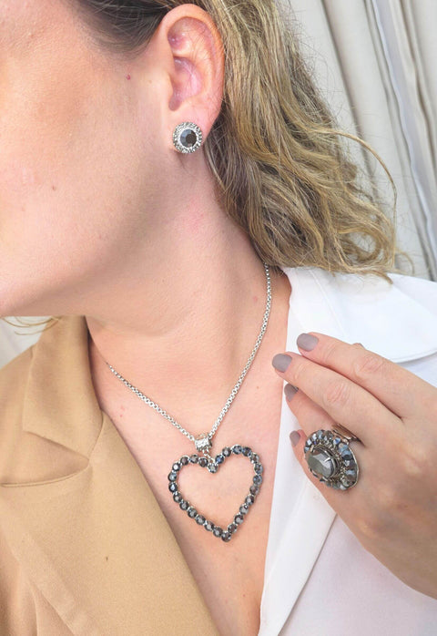 Colar Silene Silver com pingente de coração hematite e corrente veneziana prata