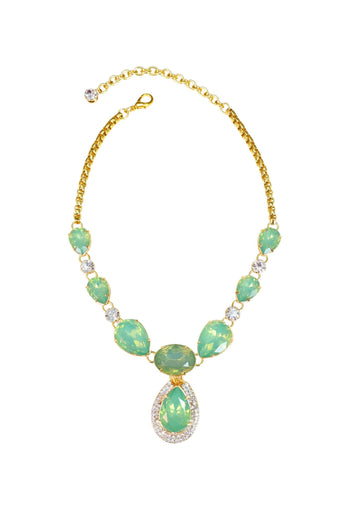 Colar Euforia Festa de pedras verde menta e strass cristal banhado no dourado