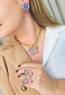 Colar de borboleta Indira classic com pedras coloridas banhado no dourado