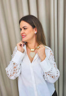 Colar Vip boreal com pingente de coração dourado e strass furta cor