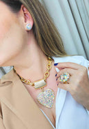 Colar Vip boreal com pingente de coração dourado e strass furta cor