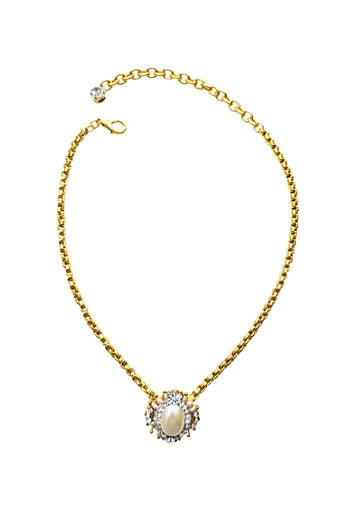 Colar Paulina de pingente com perolas e veneziana dourada