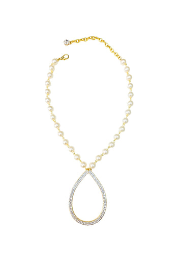Colar Antonieta Gold de perolas com pingente de gota cristal banhado no dourado
