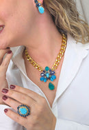 Colar Paola Turquesa: Moderno com Pedras Azuis e Correntaria no Dourado | Destaque no seu Look