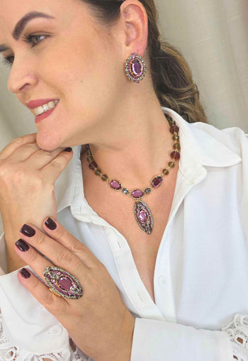 Colar Vinho: Luxuoso de Festa com Pedras Ametista e Cinza no Dourado | Look de Noite Inesquecível