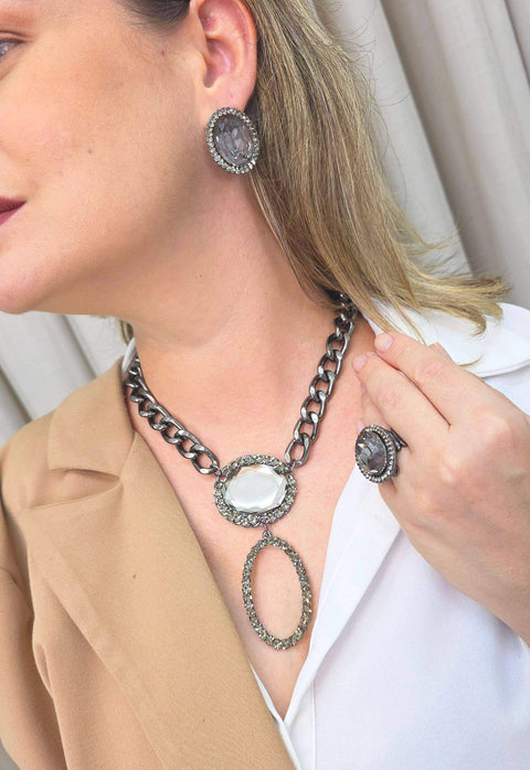 Colar Anali: Pingente Oval de Pedras Black Diamond no Grafite | Moda Festa Design By Sahara