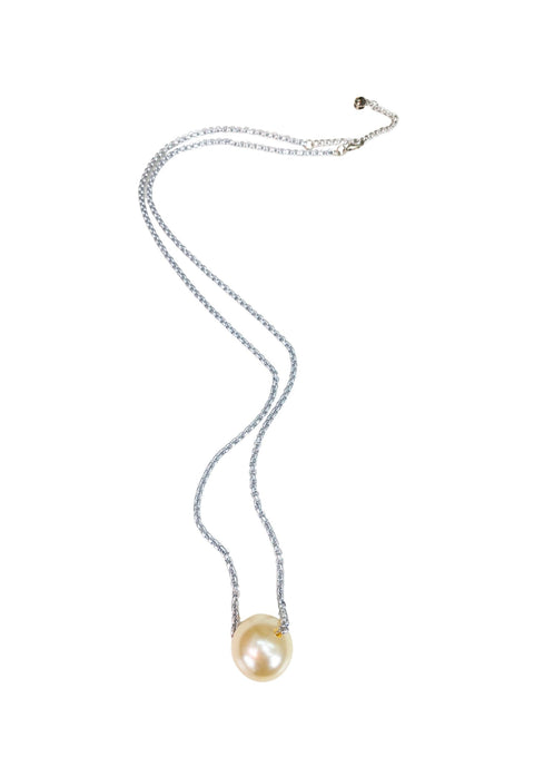 Colar Soberano Silver: Estilo Longo de Veneziana e Maxi Pérola Banhado no Prata