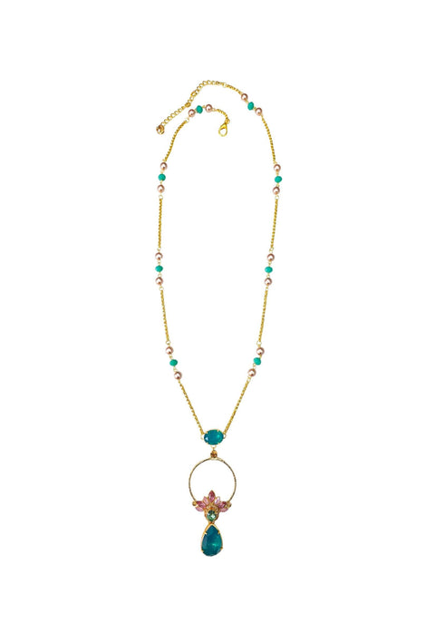 Colar Eduarda: Estilo Longo com Pingente e Pedras Coloridas no Dourado | Design By Sahara
