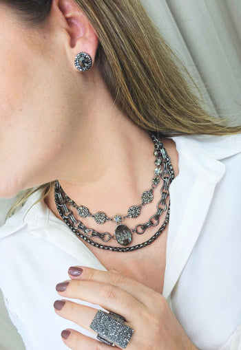 Colar Exclusividade onix com pedras black diamond e hematite e elos grafite