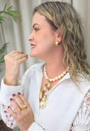 Colar Andrade de perolas com elos dourados e perola grande
