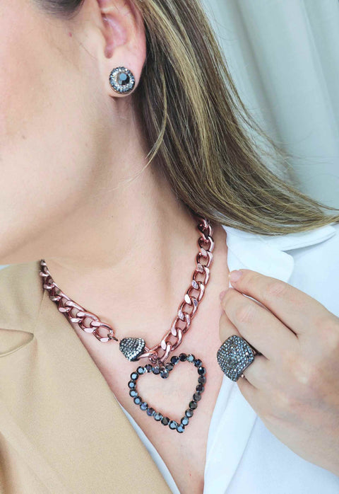 Colar Camili com pingente de coração hematite banhado no vintage