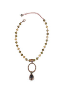 Colar Lambrusco com strass e pedras black diamond e pingente oval banhado no vintage