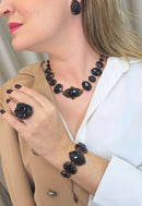 Colar Choker Vanusa: Estiloso com Pedras Pretas no Vintage | Toque de Sofisticação