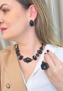 Colar Choker Vanusa: Estiloso com Pedras Pretas no Vintage | Toque de Sofisticação
