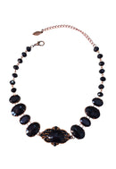 Colar Choker Vanusa: Estiloso com Pedras Pretas no Vintage | Toque de Sofisticação