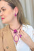 Maxi colar Sarita luxo com pingente de gota e pedras fuscia e elos vintage