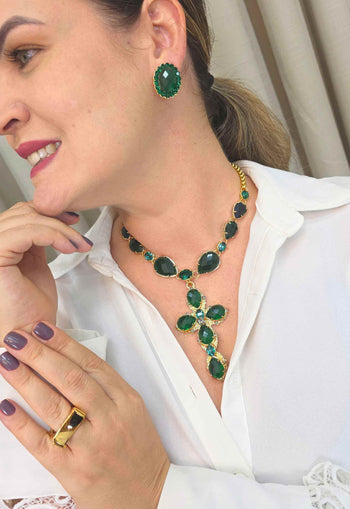 Colar Crucifixo Verde Esmeralda Dourado | Colar Greta