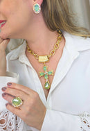 Colar Ester menta com crucifixo de pedras menta e boreal banhado no dourado