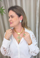 Colar Ester menta com crucifixo de pedras menta e boreal banhado no dourado