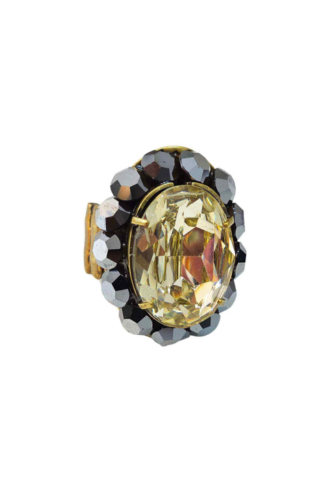 Anel Yonara: Elegante Oval com Pedras Hematite no Ouro Velho | Design Anatômico