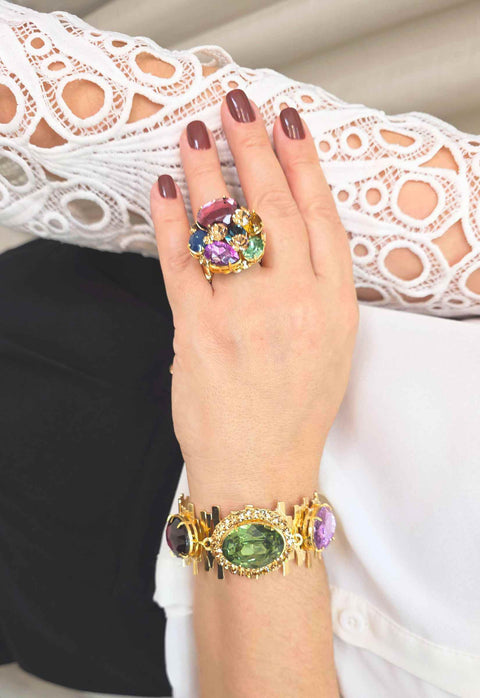 Anel Pilar: Redondo Alegre com Pedras Coloridas no Dourado | Charme e Elegância