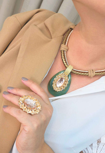 Maxi Anel Oval Dama com Pedras Pêssego Dourado Ajustável - Peça Statement