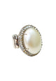 Anel Gobi oval de perolas com strass cristal banhado no prata