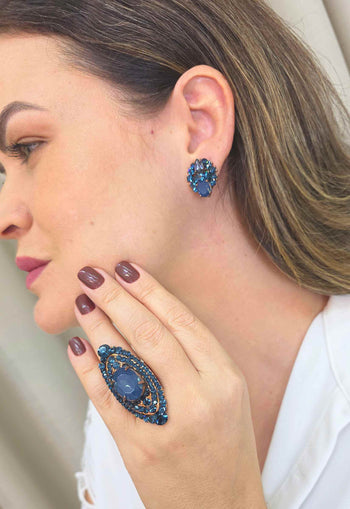 Maxi Anel Arlete: Elegante Oval com Pedras Azuis no Vintage | Toque de Sofisticação