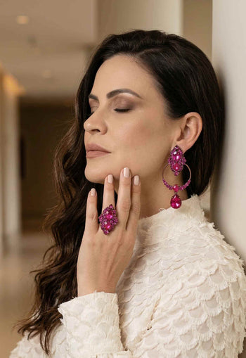 Maxi Brinco Tânia: Argola com Gotas e Pedras Fúcsia no Vintage | Sahara Acessórios