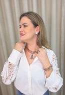Colar Sineide com pingente de Nossa Senhora Aparecida e mix de perolas vintage