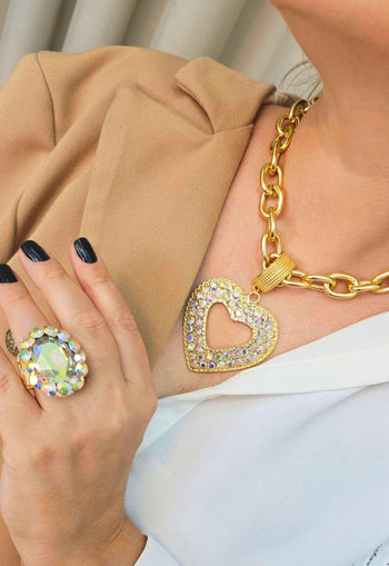 Colar Isla gold de coração boreal banhado no dourado