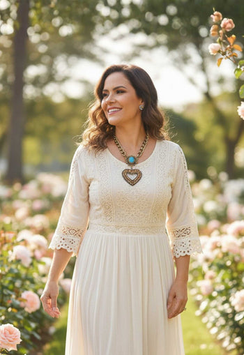 Colar Celestial: Boho de Coração com Pedras Azuis e Elos Ouro Velho | Sahara Acessórios