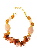 Colar Fiorin com mix de resinas e detalhes em dourado