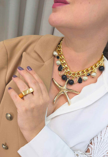Colar Estrela Mar Pedras Pretas Dourado | Colar Beira-Mar
