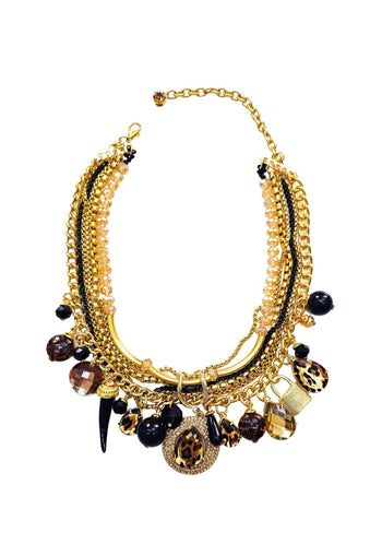 Maxi colar Kenza com mix de pingentes, pedras pretas e animal print e correntes douradas e preta