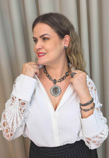 Colar Malta: Moderno com Elos e Pedras em Tons de Grafite e Cinza Banhado no Grafite | Peça Exclusiva