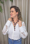 Colar Marinalva de metais ouro velho e perolas e pedras ametista