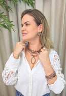 Maxi Colar Zuleide: Clássico de Pérolas e Strass no Cobre Velho | Peça Exclusiva