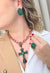 Colar Ester Verde Esmeralda com pignente de cruz banhado no vintage