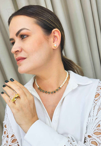 Colar Sucesso gold com perolas e strass black diamond e hematite