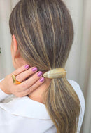 Presilha Celina: Metal com Fio de Strass no Dourado | Sahara Acessórios